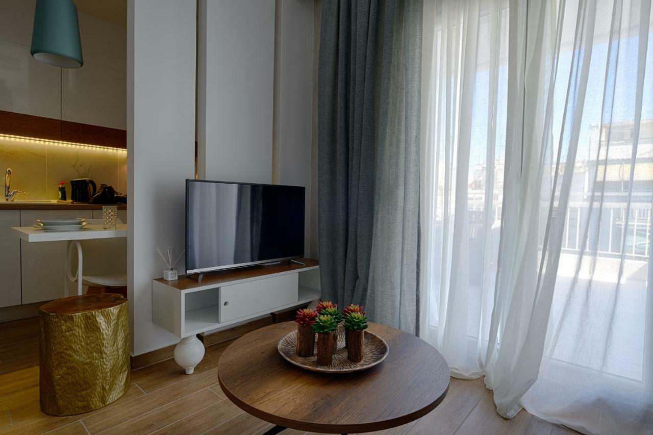 Cosmos N Armonia Apts. Thessaloniki Exterior photo
